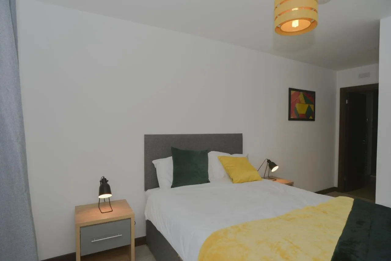 Modern, 2-Bedroom Central Southend Flat,9Th Floor 0*, Southend-on-Sea United Kingdom