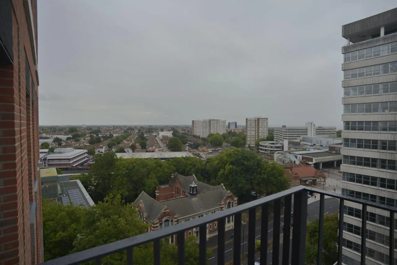 Apartment Modern, 2-Bedroom Central Southend Flat,9Th Floor United Kingdom